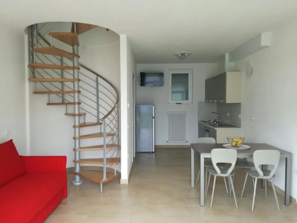 Un Balcone Sul Garda Apartment Tremosine Italy