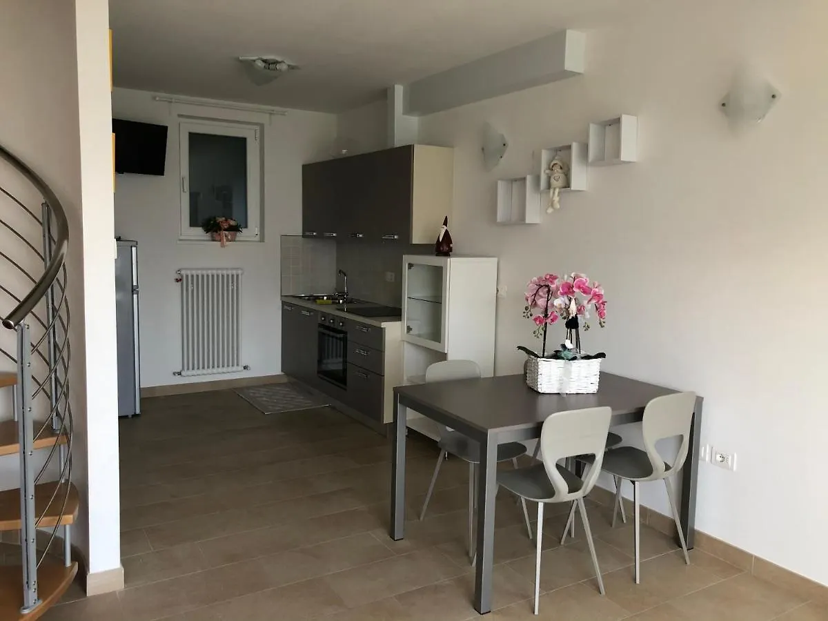 Un Balcone Sul Garda Apartment Tremosine Italy